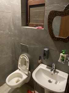 Bathroom Image of 500 Sq.ft 2 BHK Builder Floor for rent in Mahavir Future Heights Block A, Aujala Mohali for Rs. 25000