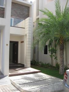 Image of 4100 Sq.ft 3.5 BHK Villa for rent in Uthandi, Chennai for Rs. 120000
