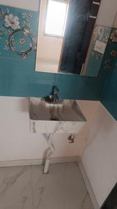 Bathroom Image of 600 Sq.ft 1 BHK Independent House for rent in Lohegaon Pune for Rs. 8500
