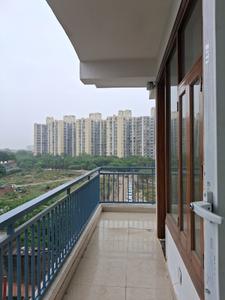 Bedroom Three Image of 1700 Sq.ft 4 BHK Apartment / Flat for sale in JMD Diamond Residency, Sector 73 Noida for Rs. 8000000