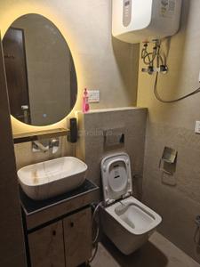 Bathroom Image of 1700 Sq.ft 3 BHK Apartment / Flat for rent in DDA Tarang Apartments, Patparganj New Delhi for Rs. 65000