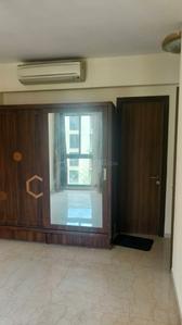 Bedroom Image of 1130 Sq.ft 2.5 BHK Apartment / Flat for sale in Hiranandani Meadows, Thane West Thane for Rs. 24000000