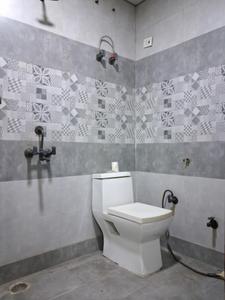 Bedroom One Image of 1500 Sq.ft 3 BHK Apartment / Flat for sale in Defence Enclave, Sector 44 Noida for Rs. 8500000