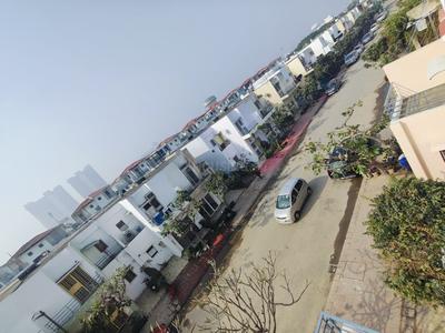 Image of 2185 Sq.ft 3 BHK Villa for sale in Paramount Golfforeste Villas, Surajpur, Greater Noida for Rs. 24500000