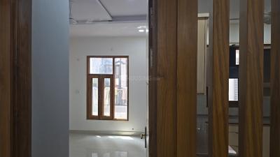 Bedroom Image of 1250 Sq.ft 3 BHK Builder Floor for sale in Laxmi Nagar New Delhi for Rs. 13500000