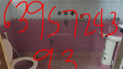Bathroom Image of 1800 Sq.ft 4 BHK Duplex for rent in Pratap Vihar Ghaziabad for Rs. 25000
