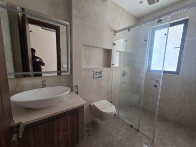 Bathroom Image of 1650 Sq.ft 3 BHK Builder Floor for sale in Patel Nagar New Delhi for Rs. 45000000