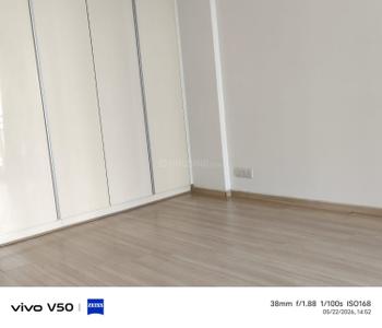 Bedroom Image of 1900 Sq.ft 3 BHK Apartment / Flat for sale in DLF Park Place, Sector 54 Gurgaon for Rs. 75000000