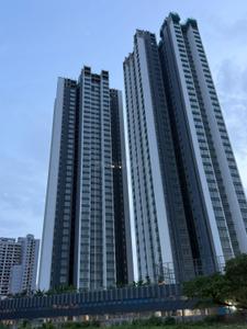 Building Image of 900 Sq.ft 2 BHK Apartment / Flat for sale in Sunteck City 4th Avenue, Goregaon West Mumbai for Rs. 27100000