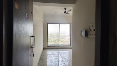 Living Room Image of 700 Sq.ft 1 BHK Apartment / Flat for sale in Paradise Sai Harmony, Ulwe Navi Mumbai for Rs. 5200000
