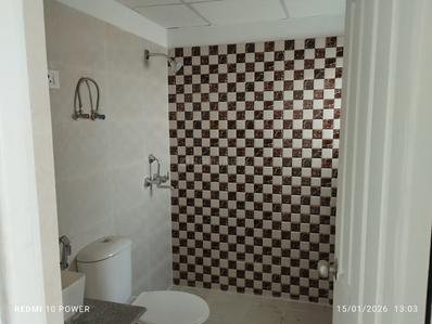 Bathroom Image of 1000 Sq.ft 2 BHK Independent House for rent in RG Luxury Homes Tower A F And M, Noida Extension Greater Noida for Rs. 21000