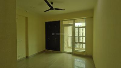 Bedroom Image of 1090 Sq.ft 2 BHK Apartment / Flat for rent in Gaursons Gaur City 2 11th Avenue, Noida Extension Greater Noida for Rs. 21000