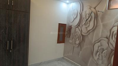 Bedroom Image of 725 Sq.ft 3 BHK Builder Floor for sale in Dwarka Mor New Delhi for Rs. 4500000