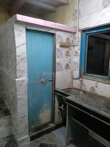 Bathroom Image of 450 Sq.ft 2 BHK Apartment / Flat for sale in Trombay Mumbai for Rs. 4100000