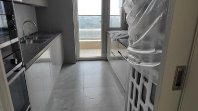 Kitchen Image of 2300 Sq.ft 3 BHK Apartment / Flat for rent in DLF One Midtown, Karampura New Delhi for Rs. 130000