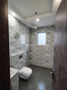 Bathroom Image of 1150 Sq.ft 3 BHK Builder Floor for rent in Ramesh Nagar New Delhi for Rs. 45000