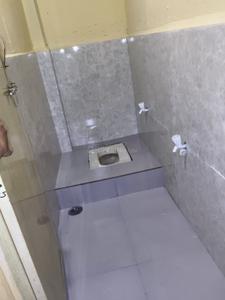 Bathroom Image of 200 Sq.ft 1 BHK Builder Floor for rent in Chandan Nagar Indore for Rs. 3000