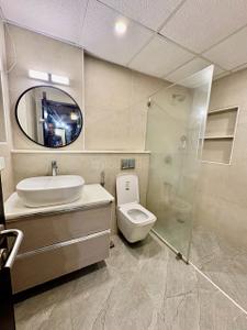 Bathroom Image of 1500 Sq.ft 3 BHK Apartment / Flat for rent in Sobha Chrysanthemum, Kothanur Bengaluru for Rs. 70000