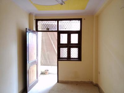 Bedroom Image of 623 Sq.ft 2 BHK Builder Floor for sale in Ganesh Nagar New Delhi for Rs. 4500000