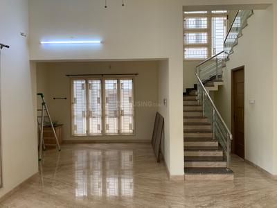 Living Room Image of 3300 Sq.ft 4 BHK Independent House for rent in Kalapatti Coimbatore for Rs. 41000