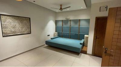 Bedroom Image of 6597 Sq.ft 5 BHK Independent House for rent in Sola Ahmedabad for Rs. 52000