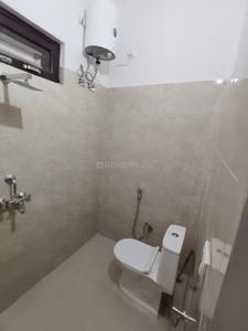 Bathroom Image of 2500 Sq.ft 3.5 BHK Builder Floor for rent in Haldwani Nainital for Rs. 25000