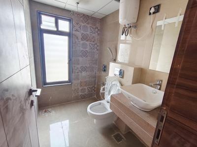 Image of 2650 Sq.ft 4 BHK Apartment / Flat for rent in Swagat Agacia, Sargasan, Gandhinagar for Rs. 50000