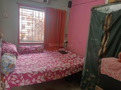 Bedroom Image of 600 Sq.ft 2 BHK Apartment / Flat for sale in Tollygunge Kolkata for Rs. 2100000