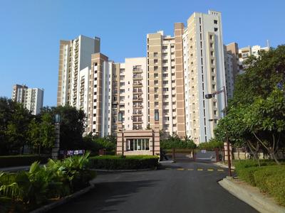 Image of 1550 Sq.ft 3 BHK Apartment / Flat for sale in Uppal Plumeria Garden Estate, Omicron III, Greater Noida for Rs. 14000000