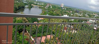 Balcony Image of 1300 Sq.ft 2 BHK Apartment / Flat for rent in Maradu Kochi for Rs. 38000