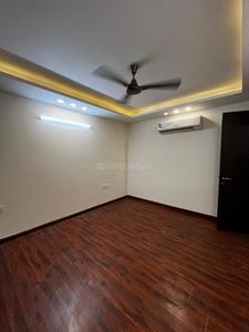 Bedroom Image of 2610 Sq.ft 4 BHK Builder Floor for sale in Punjabi Bagh New Delhi for Rs. 60000000