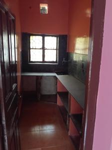 Kitchen Image of 550 Sq.ft 2 BHK Builder Floor for rent in Beliaghata Kolkata for Rs. 12500