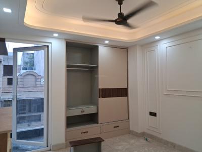 Bedroom Image of 1360 Sq.ft 3 BHK Builder Floor for sale in Paschim Vihar New Delhi for Rs. 27500000