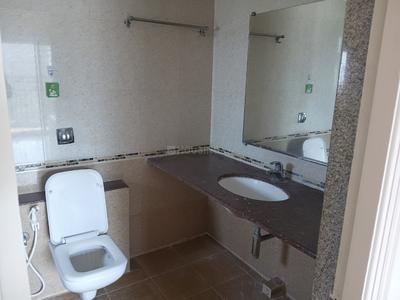 Bathroom Image of 1800 Sq.ft 3 BHK Apartment / Flat for rent in RNS Shanthi Nivas, Yeswanthpur Bengaluru for Rs. 75000