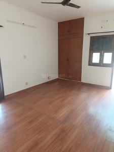 Bedroom Image of 2000 Sq.ft 4 BHK Apartment / Flat for sale in DDA Sector C Pocket 8, Vasant Kunj New Delhi for Rs. 44500000