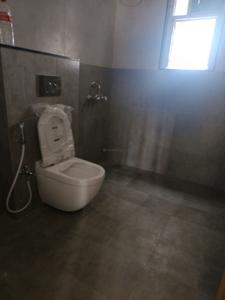Common Bathroom Image of 2230 Sq.ft 3.5 BHK Apartment / Flat for sale in Magarpatta Laburnum Park, Magarpatta City Pune for Rs. 38000000