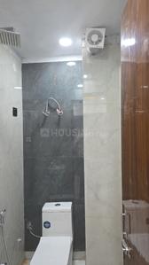 Image of 900 Sq.ft 3 BHK Builder Floor for sale in Laxmi Nagar, New Delhi for Rs. 9500000