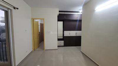 Bedroom Image of 924 Sq.ft 2 BHK Apartment / Flat for sale in DLF Woodland Heights, Bommasandra Bengaluru for Rs. 7100000
