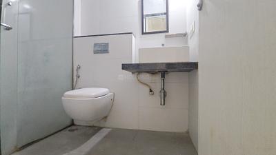 Image of 1120 Sq.ft 2 BHK Apartment / Flat for rent in Rustomjee Azziano, Thane West, Thane for Rs. 44999