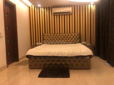 Bedroom Image of 3330 Sq.ft 4 BHK Builder Floor for sale in Greater Kailash II New Delhi for Rs. 90000000