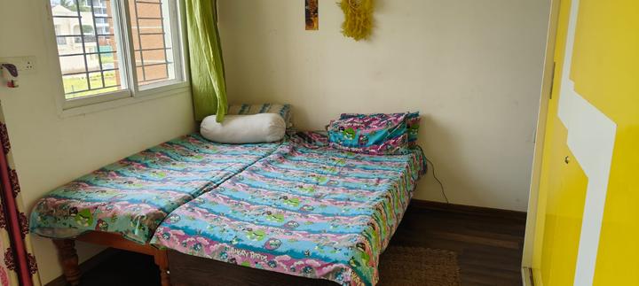 Confident Snow Flake Bedroom 1