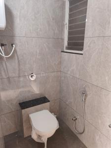 Bathroom Image of 800 Sq.ft 2 BHK Apartment / Flat for sale in  Pride, Kadamwadi Kolhapur for Rs. 5000000
