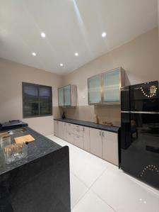 Kitchen Image of 450 Sq.ft 1 BHK Apartment / Flat for sale in Malad West Mumbai for Rs. 9900000