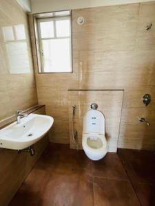 Bathroom Image of 1600 Sq.ft 3 BHK Apartment / Flat for rent in Dattavadi Pune for Rs. 60000