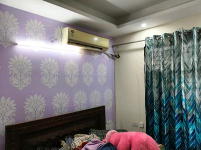 Bedroom Image of 1500 Sq.ft 2 BHK Builder Floor for rent in Sector 69 Gurgaon for Rs. 30000