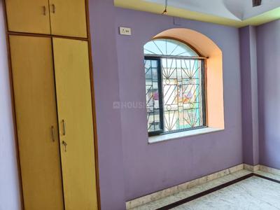 Bedroom Image of 900 Sq.ft 2 BHK Apartment / Flat for rent in Aurobindo Park Kolkata for Rs. 15500