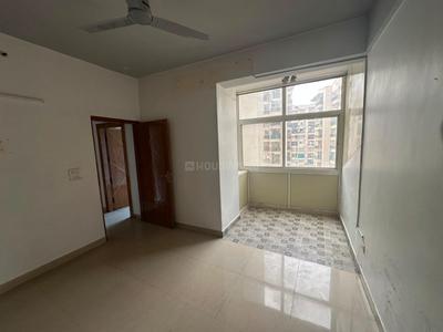 Bedroom Image of 1495 Sq.ft 2.5 BHK Apartment / Flat for rent in Panchsheel Wellington, Crossings Republik Ghaziabad for Rs. 24000