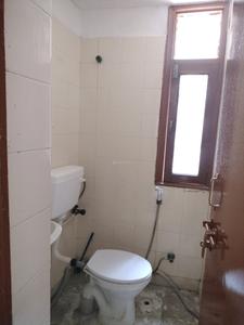 Common Bathroom Two Image of 1350 Sq.ft 2 BHK Apartment / Flat for sale in CGHS Sarve Sanjhi Apartments, Sector 9 Dwarka New Delhi for Rs. 22500000