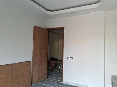 Bedroom Image of 1800 Sq.ft 3 BHK Builder Floor for sale in Paschim Vihar New Delhi for Rs. 37000000