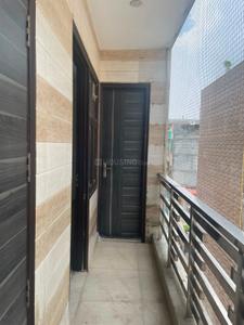 Balcony Image of 1100 Sq.ft 3 BHK Apartment / Flat for rent in Shahdara New Delhi for Rs. 23000
